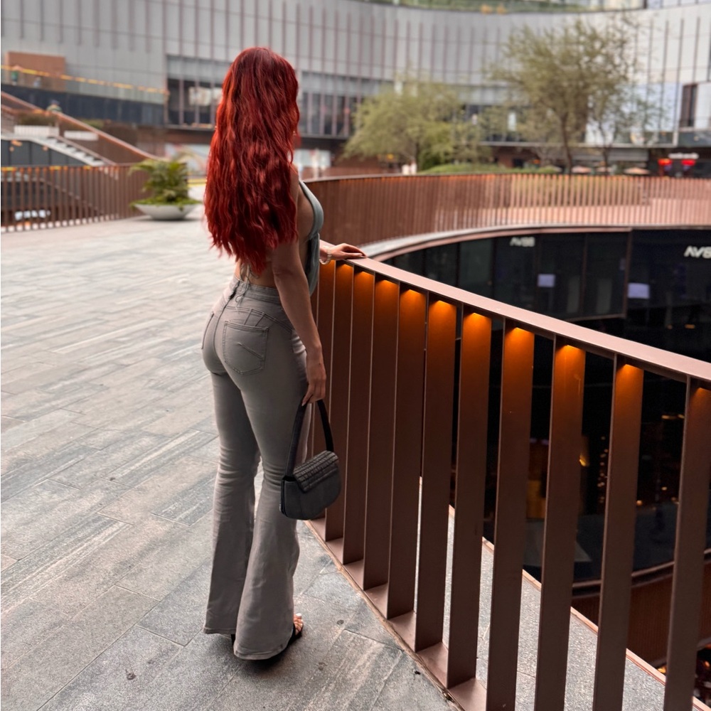 Booty Lifting Stretch Flare Jeans - Grey